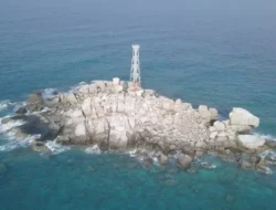 Pulau Tokong Malang Biru Anambas: Hidden Gem Pulau Terluar Kepri dengan Mercusuar Epic dan Underwater Stunning!